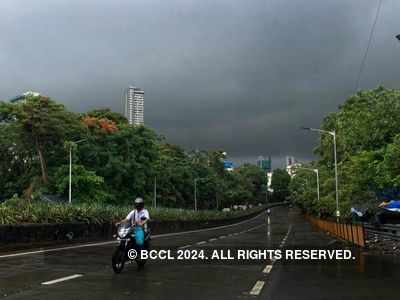 Pre-monsoon showers arrive in Mumbai, light to moderate rain expected in adjoining areas