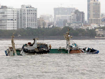 Mumbai: Floating restaurant, Ark Deck Bar, capsizes off Bandra coast hours before hosting big party