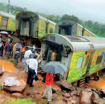 23 derailments in Mumbai raise safety questions