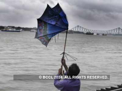 Several killed, 5500 houses damaged in North 24 Parganas as cyclone Amphan hits West Bengal