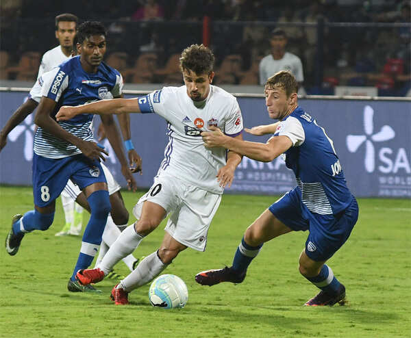 ISL: Bengaluru aim to tame Pune