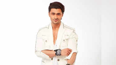 Bigg Boss 15 Contestants List 2021 Confirmed With Photos: Full and ...