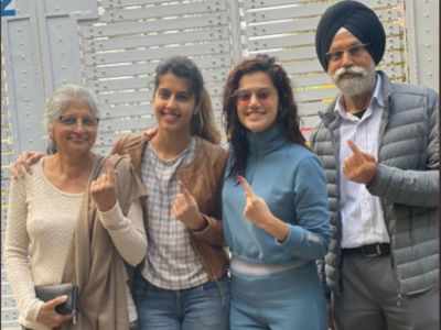 Taapsee Pannu's befitting reply to netizen targeting her for casting vote in Delhi elections is winning the Internet