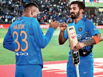 Hardik Pandya, KL Rahul suspended with immediate effect; BCCI to consult team management for their replacement