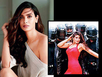 Khandaani Shafakhana: Diana Penty is the new Shehar Ki Ladki