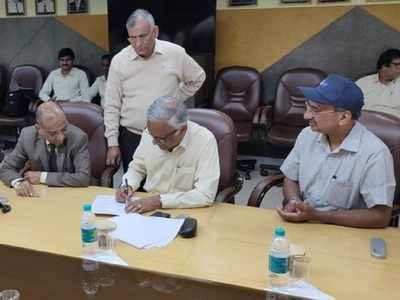 HAL management, staff sign MoU to settle wage revision