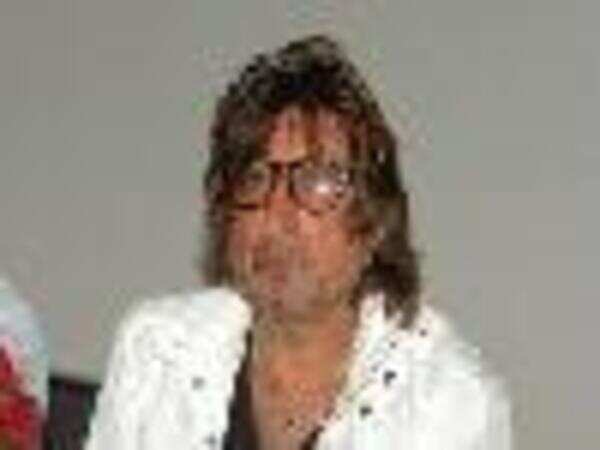 I was like a father to Vida: Shakti Kapoor