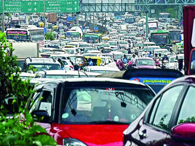 Signs to free Hebbal flyover