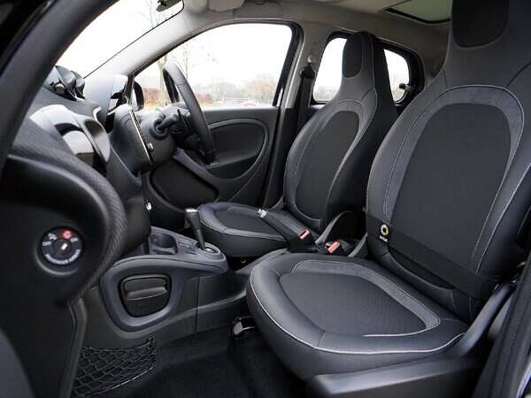 How to clean your car's interior with these products?