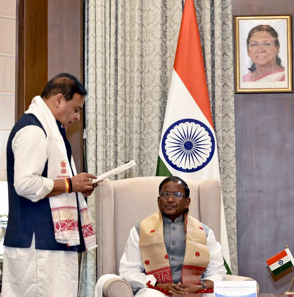 102 MLAs back Himanta, swearing-in tomorrow
