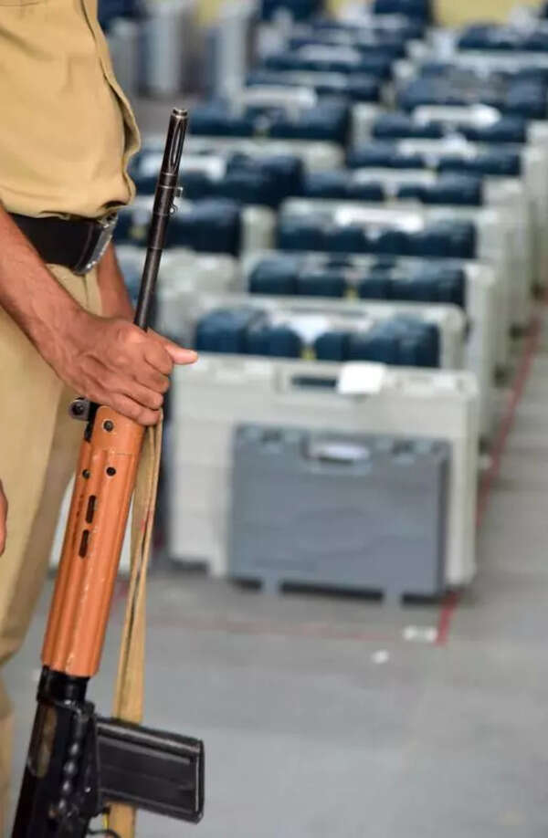 Bypolls to Davanagere South, Bagalkot assembly seats pose challenge for Congress