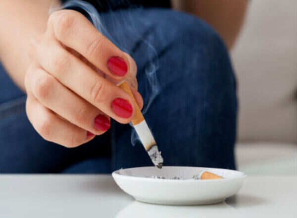 Survey: 23% of youngsters smoke to look cool, 15% open to sharing photos on social media