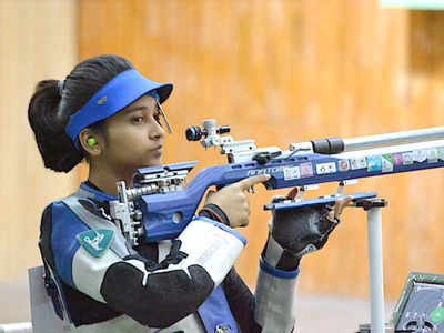 Jet-lagged Mehuli Ghosh strikes gold in Junior Air Rifle event