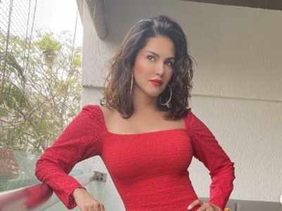 Sunny Leone calls cheating charge 'slanderous' and 'deeply hurtful'