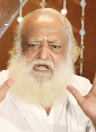 Asaram supporters attack mediapersons