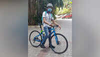 This Mumbai-based surgeon used his cycle to visit hospitals during lockdown and says more people should take to it to commute 