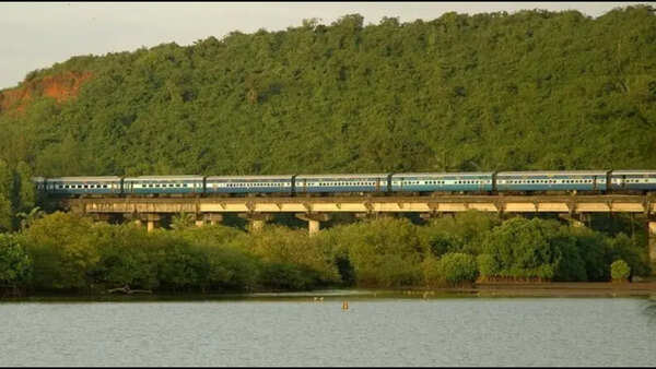 Trains delayed as Konkan Rly starts pre-monsoon works
