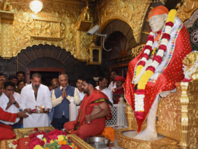 Photos: Sanjay Dutt visits Shirdi to seek blessings from Sai Baba