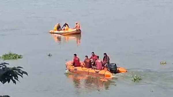 6 drown in Hooghly river while bathing after Holi