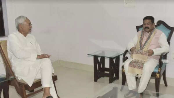 No rift in NDA, Nitish Kumar will remain Bihar CM till 2025: Dharmendra Pradhan