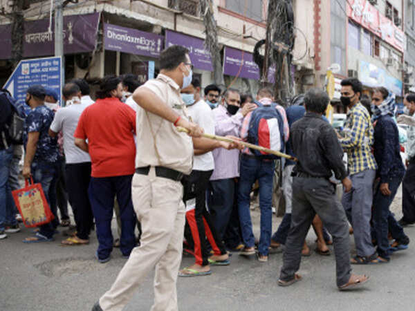Delhi cops take violators down a peg