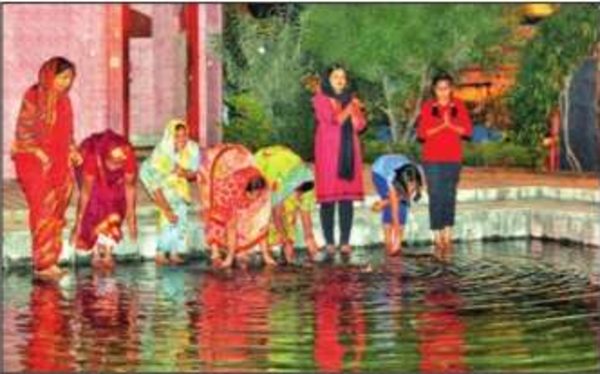 People pick pools over Gomti for Chhath puja