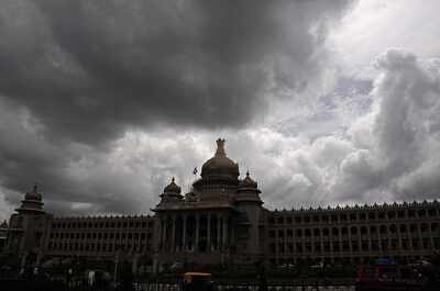 Weathering heights: A bunch of Bengalureans love tracking the various moods of the sky