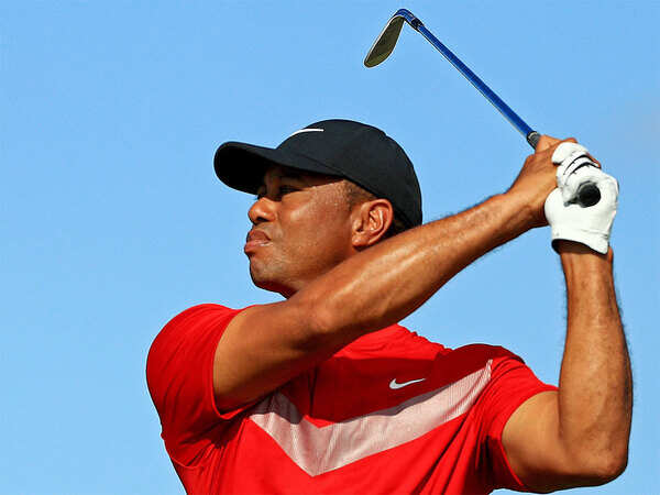 Tiger Woods sets up exciting finish at Albany