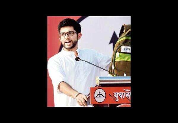 Yuva Sena chief Aaditya Thackeray takes fight against BJP to the streets