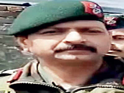 Col among 5 security personnel killed in Kashmir encounter