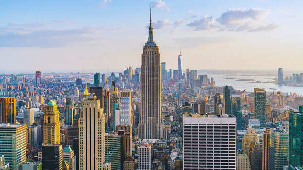 7 tallest residential buildings in the world; where homes touch the clouds