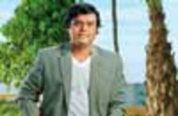 Harris turns lyricist!