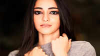 Ananya Panday sizzles in her latest photoshoot! 