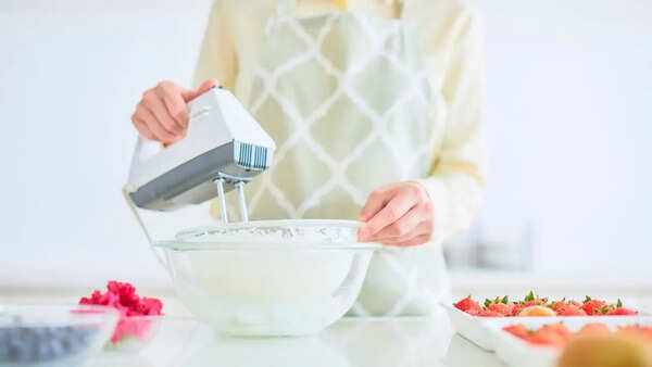 Best Electric Hand Mixers for Baking Cakes, Whipping Cream & More