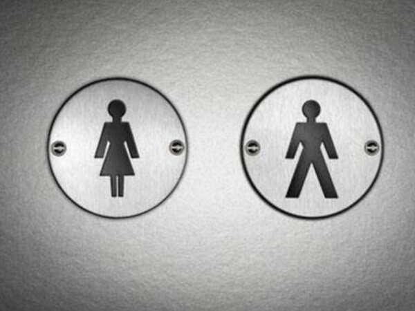 For 2 lakh devotees in Besant Nagar, only 2 toilets to share
