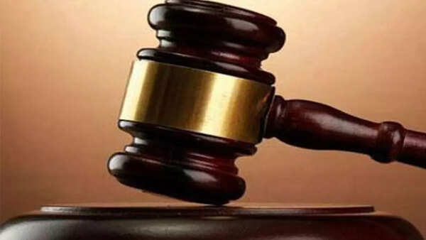 Vadodara: Consumer court reprieve for jeweller in gold resale