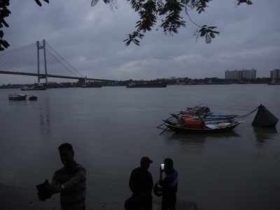 Cyclone Fani to become 'severe' when it hits Kolkata, says IMD official