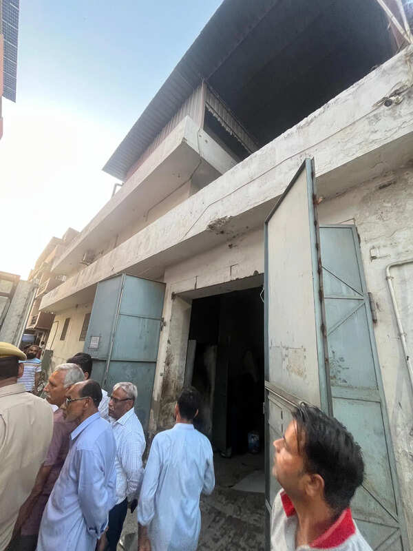 Factory blaze kills 47-year-old woman, injures two in Jaipur