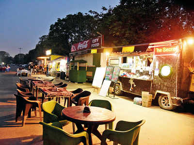 Food trucks from 11 pm to 5 am: BMC’s Mumbai 24X7 booster after tepid response to nightlife plan