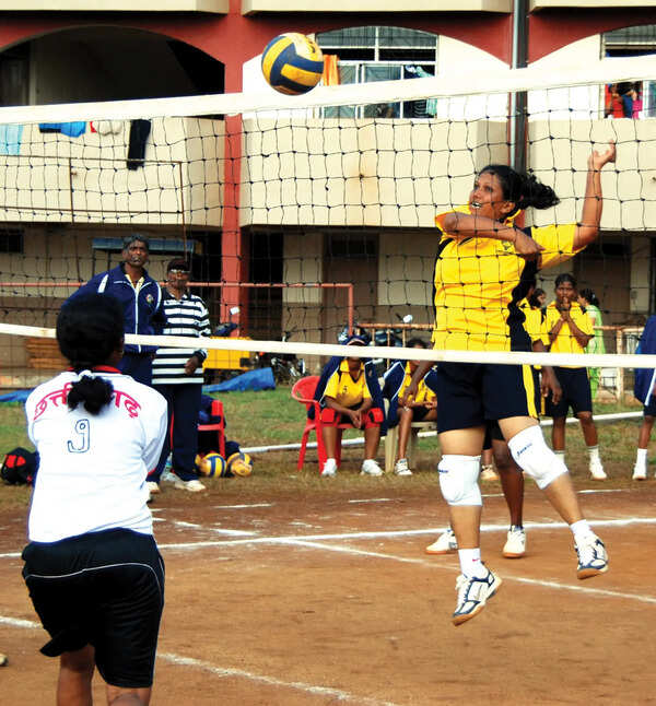 Net Gains: Old-timers keen to spark volleyball revival
