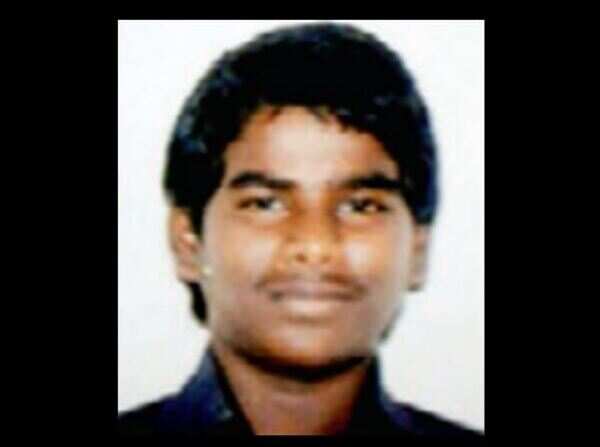 Andhra Pradesh student sets self on fire at IIT BHU, jumps off college building