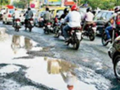HC raps BMC for its shoddy work of fixing potholes