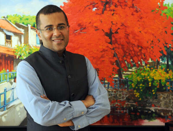 Chetan Bhagat's 'Half-girlfriend': Stars who can act in its film adaptation