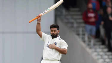 RECORD! Pant becomes first Indian wicketkeeper to score centuries in both innings of a Test match