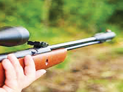 Angry with paramour’s husband, man shoots him