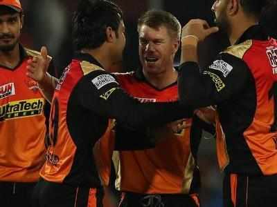 IPL 2017: Sunrisers Hyderabad win the first match against Royal Challengers Bangalore by 35 runs