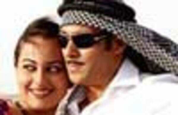 Salman or Aamir on the right track?