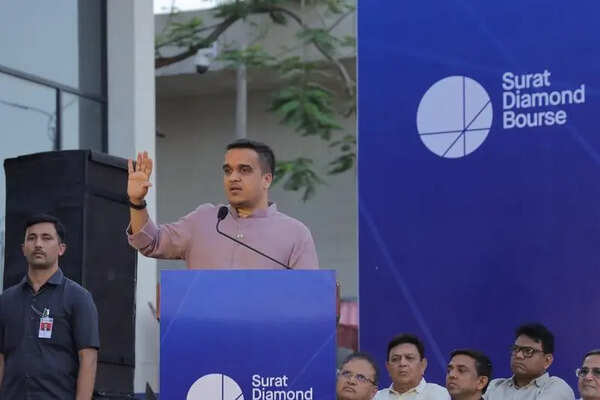 Sanghavi urges traders to begin ops from SDB