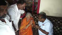 HD Kumaraswamy meets DK Shivakumar’s mother at her residence in Kanakapura 