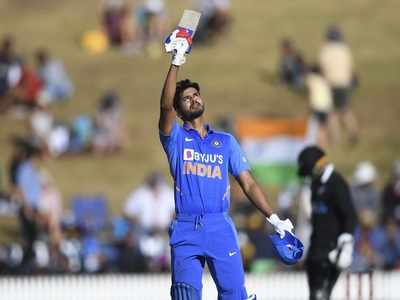 Shreyas Iyer, KL Rahul power India to 347/4 against New Zealand in first ODI